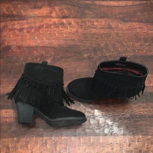 Sbicca suede tassel boots